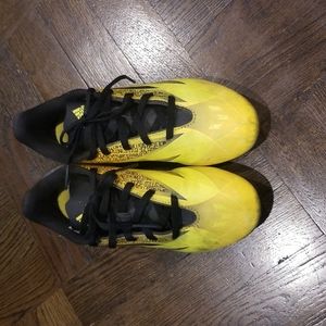 Adidas youth soccor cleats